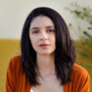 Meet your Posher, Beatriz